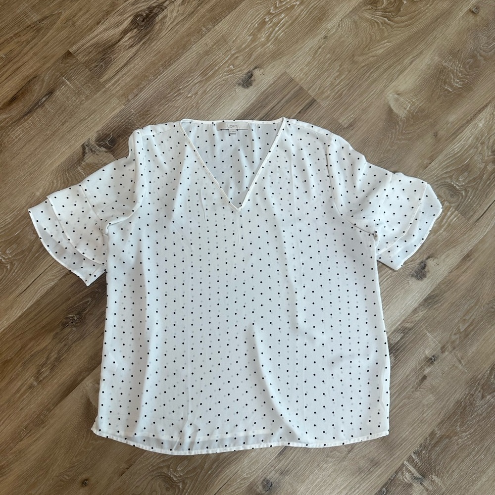 LOFT White V-Neck Short Sleeve Polka Dot Blouse
